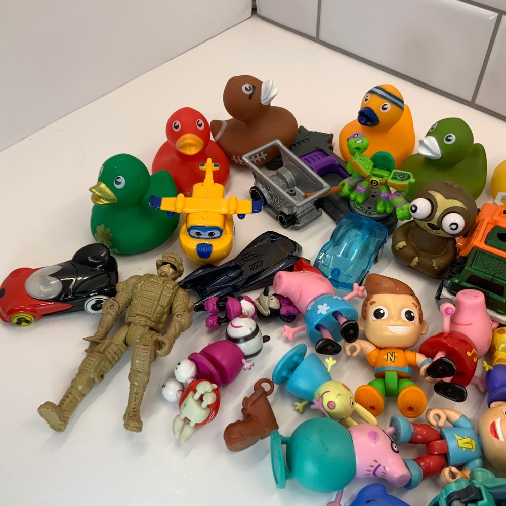 Mixed Brand Mini Figure Toy Lot Plastic Rubber Multicolor 30 Piece Set - Picture 5 of 5
